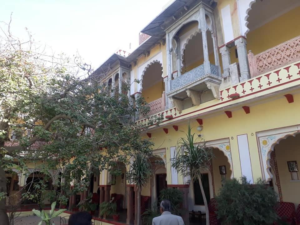 Bassi Fort Palace Chittorgarh Eksteriør billede
