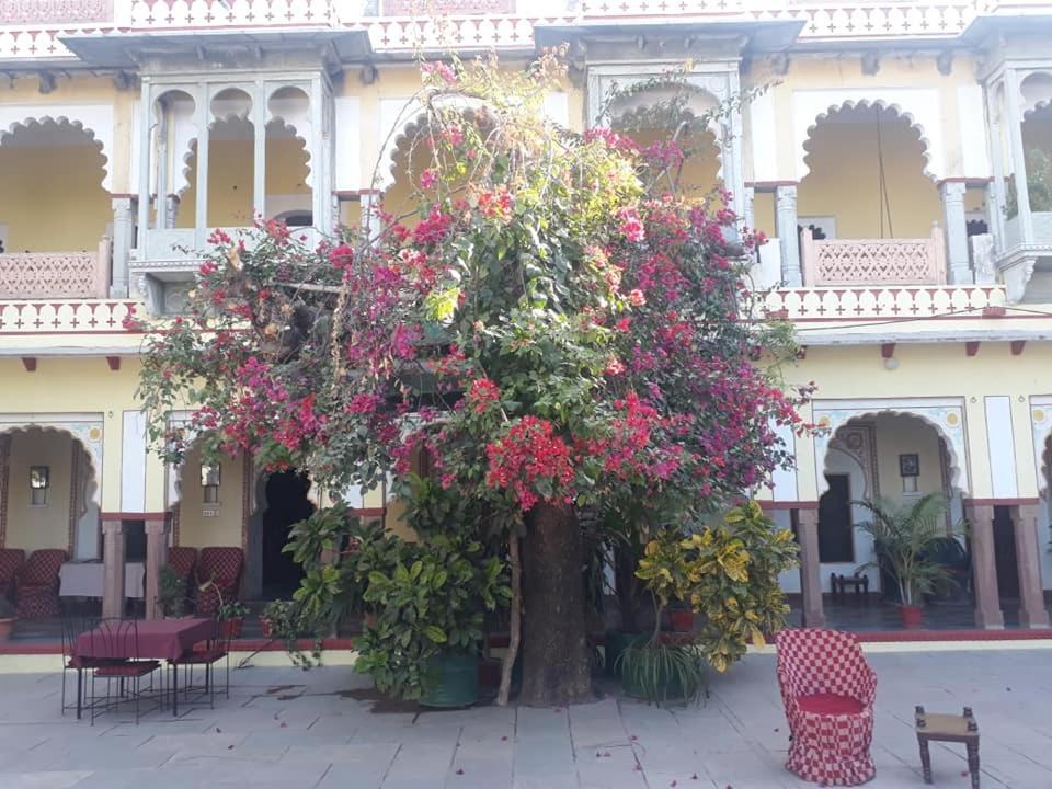 Bassi Fort Palace Chittorgarh Eksteriør billede