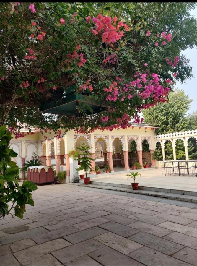 Bassi Fort Palace Chittorgarh Eksteriør billede