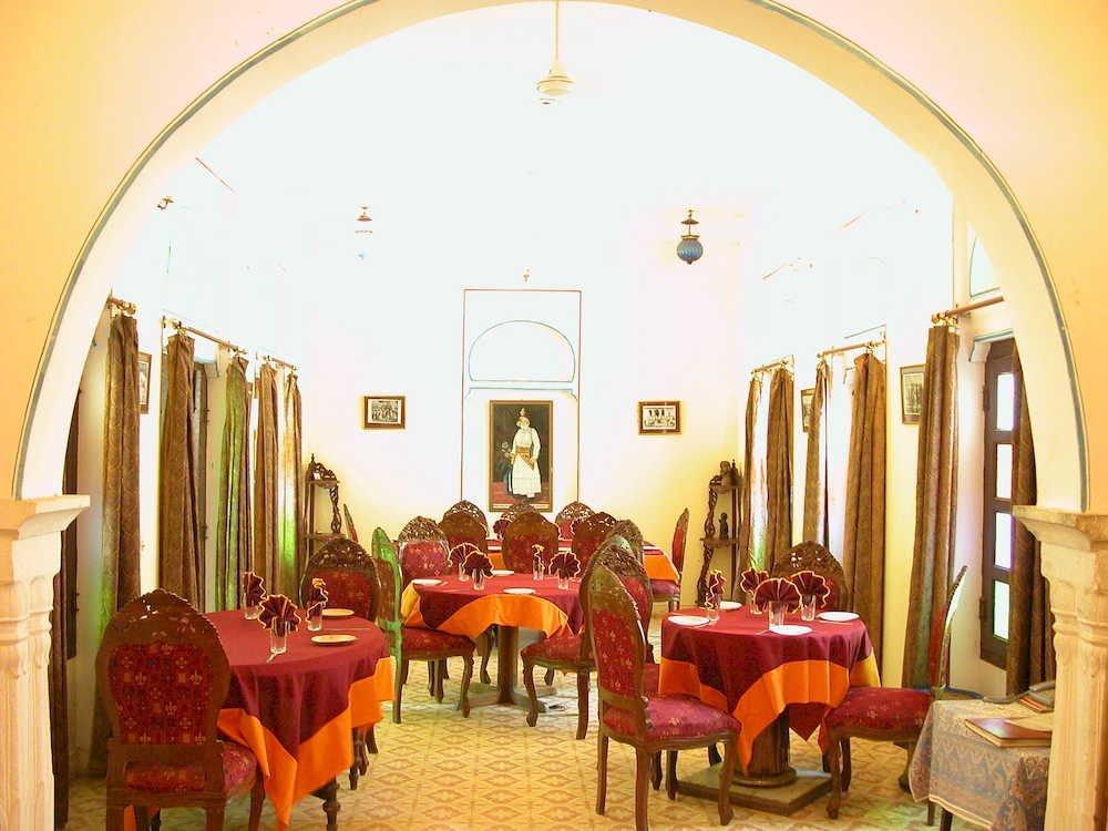 Bassi Fort Palace Chittorgarh Eksteriør billede