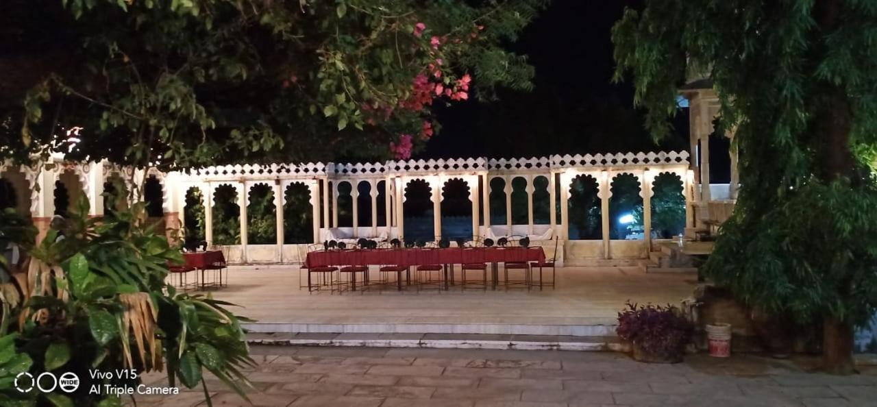 Bassi Fort Palace Chittorgarh Eksteriør billede