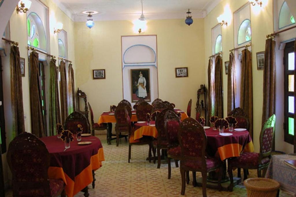 Bassi Fort Palace Chittorgarh Eksteriør billede