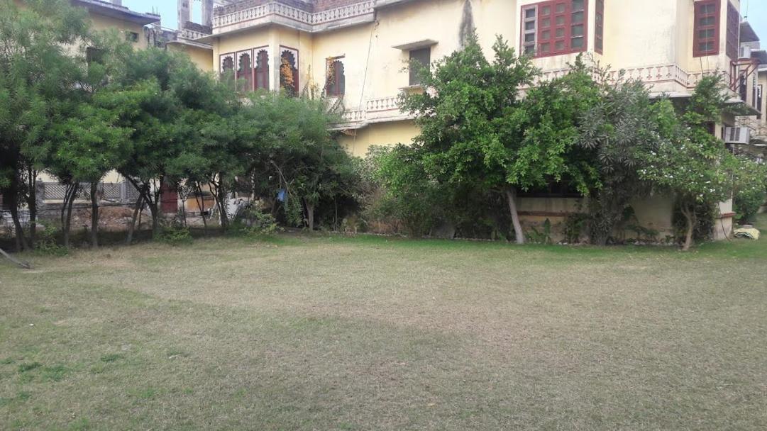 Bassi Fort Palace Chittorgarh Eksteriør billede