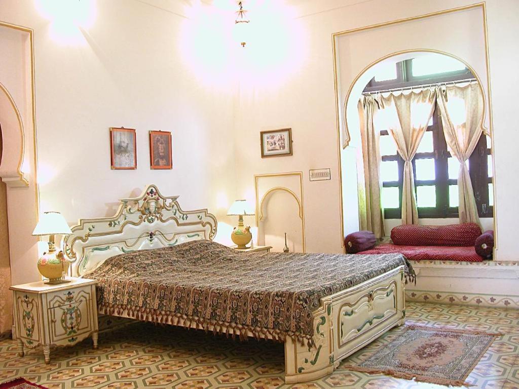 Bassi Fort Palace Chittorgarh Eksteriør billede